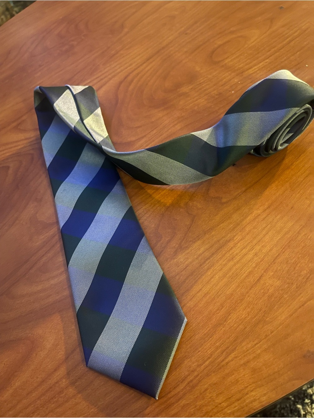 Men's Navy and Gray Diagonal Stripe Tie